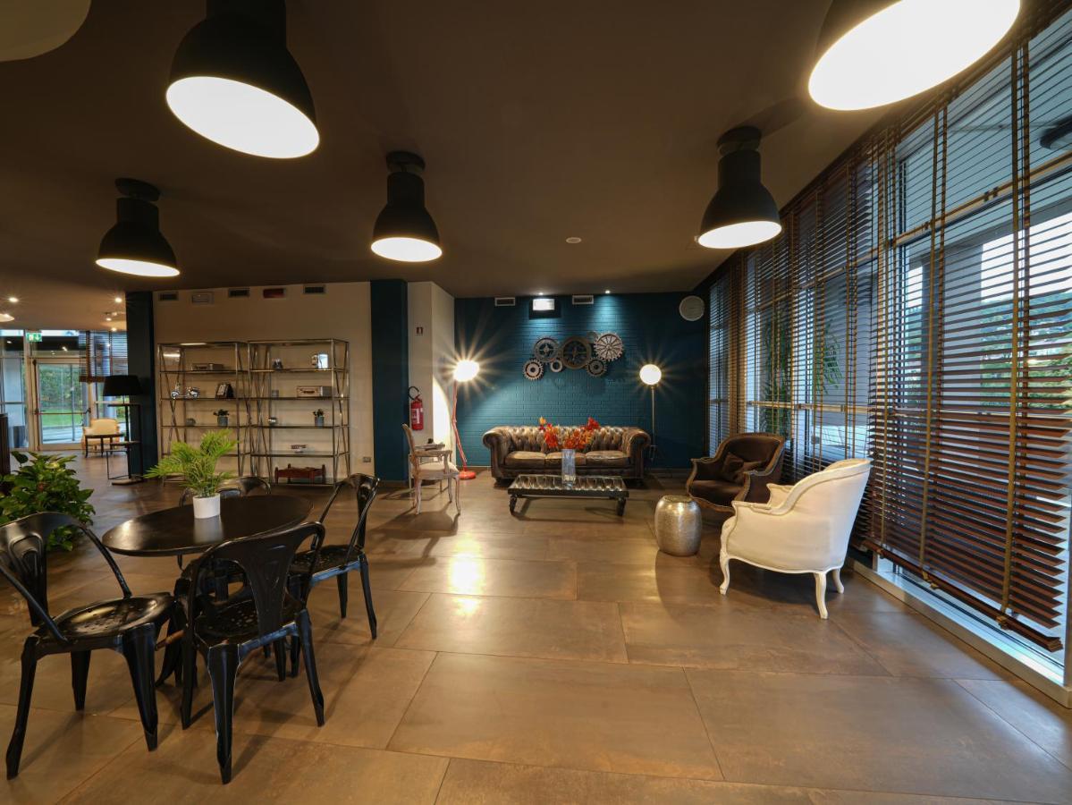 La Meridiana Bleisure Hotel Perugia Luaran gambar